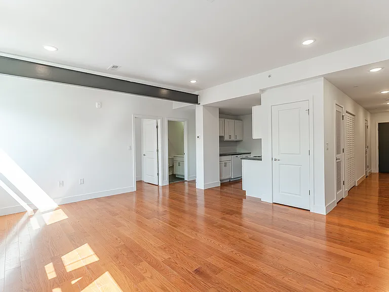 1615 Foulkrod St — Photo 24