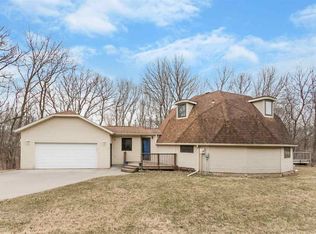 2317 Deer Run NE, North Liberty, IA 52317