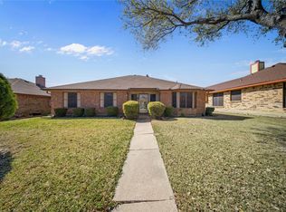 736 Whitewing Dr, Mesquite, TX