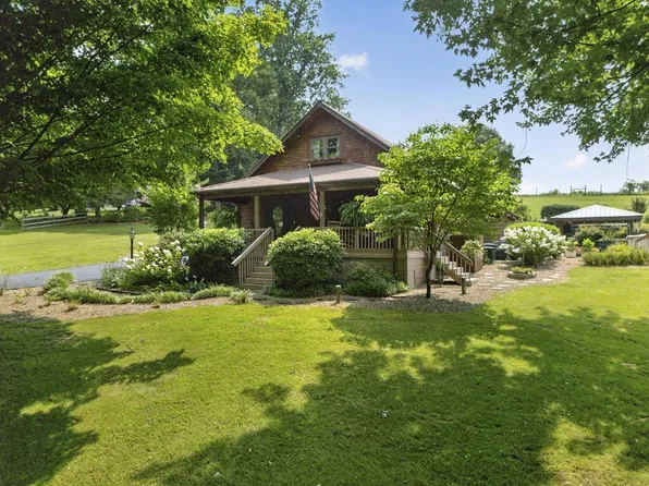 19308 Tulip Tree Ln, Meadowview, VA 24361