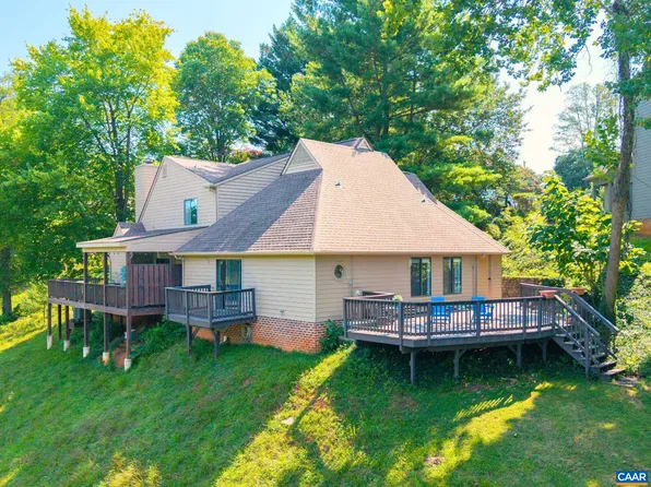 1694 Royal Oak Ct, Charlottesville, VA 22902