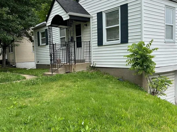 7101 Manette Dr, Saint Louis, MO 63136