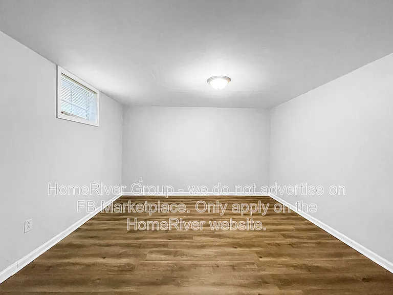 12733 Oakland Ave — Photo 8