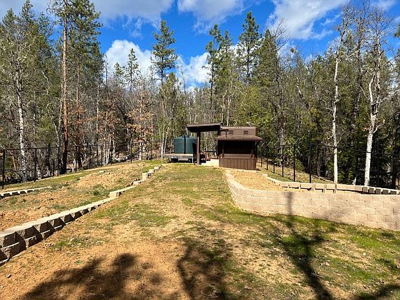 5th image of 629 Seiad Creek Rd