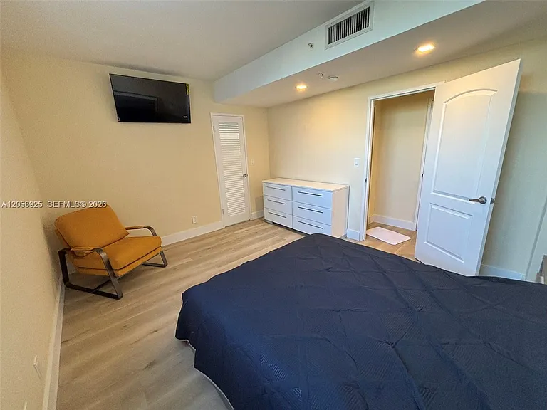 3001 S Ocean Dr #639 — Photo 9