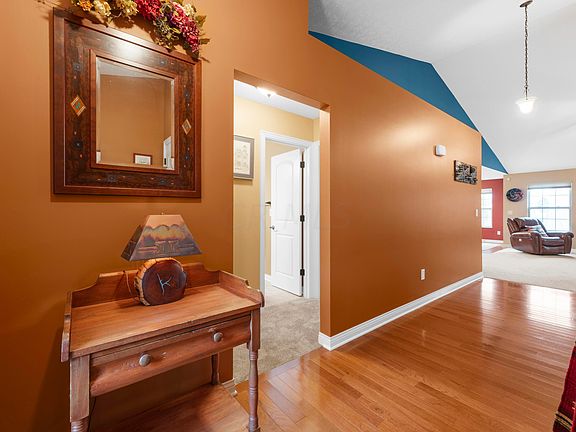 5th image of 564 Fields Meadow Dr