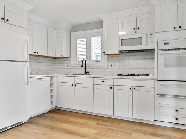 387 Lynn St, Malden, MA 02148