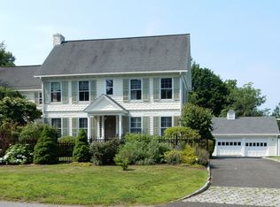 1400 Unquowa Rd, Fairfield, CT 06824