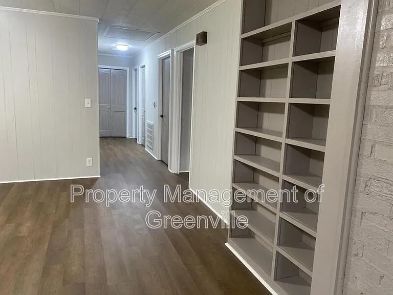 549 State Highway 30 82 S — Photo 4