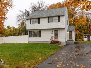 8 Vista Cir, Methuen, MA 01844