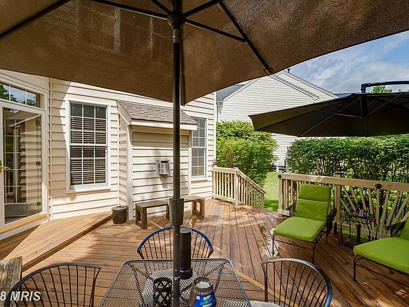 BEAUTIFUL DECK