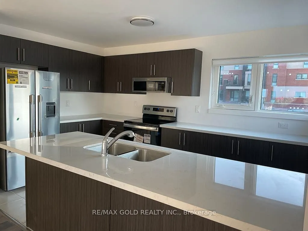 3 bed, $2,750 — Photo 3