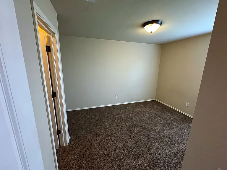 18601 Cola Dr — Photo 10