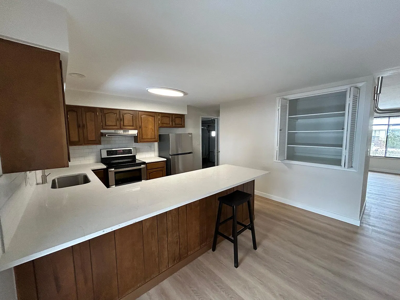3620 Lewis St — Photo 4