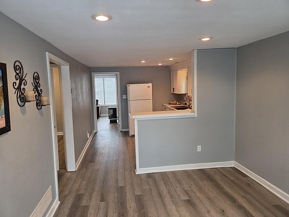 3rd image of 5448 Ada Dr