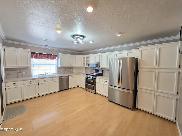 230 Casas Bella Ln — Photo 8