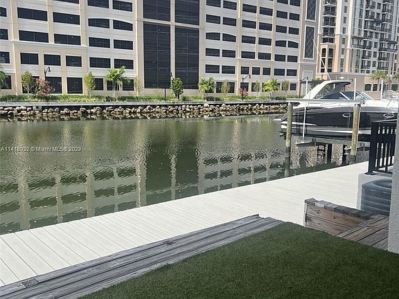 2nd image of 228 Poinciana Dr #308