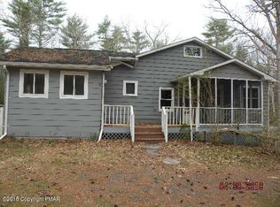 1174 W Sugar Mountain Rd, Bushkill, PA 18324