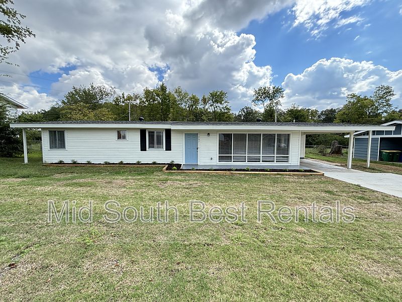 1st image of 707 Shamrock Dr