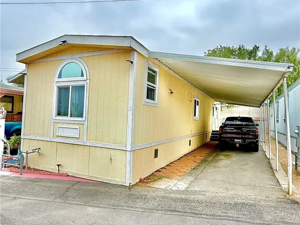 853 S Main St #10, Corona, CA 92880