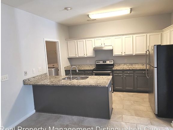 4th image of 1000 Lexi Ct