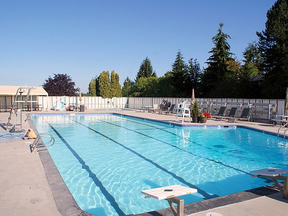 2nd image of 12818 NE 144th Way