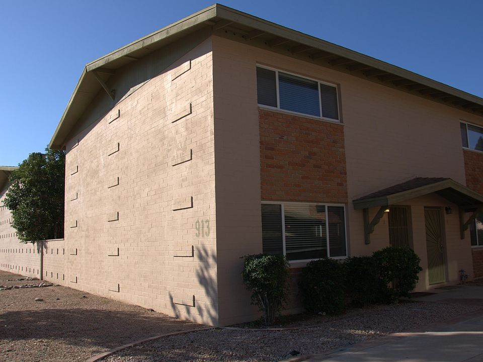 1st image of 913 N Desert Ave Unit A