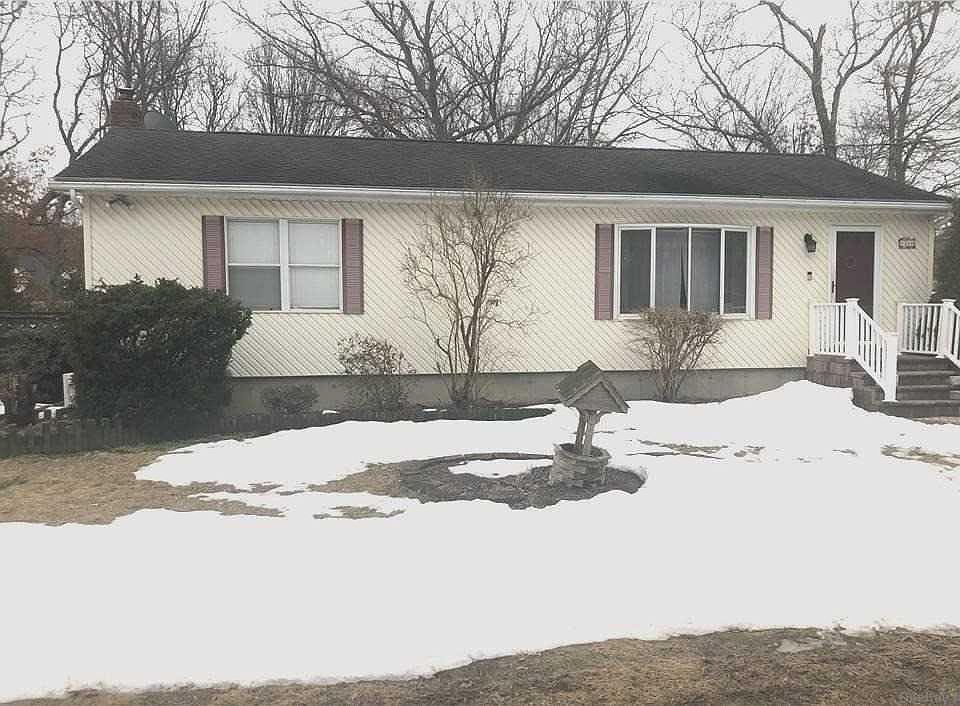 1st image of 14 Henry St