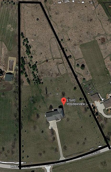 2nd image of 27693 Meadowview Ln
