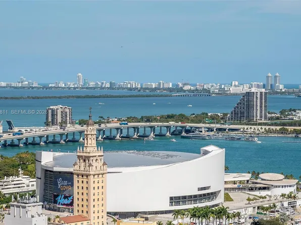 225 N Miami Ave #3307, Miami, FL 33128