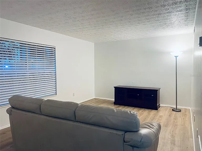 5467 Hansel Ave #H-15 — Photo 12