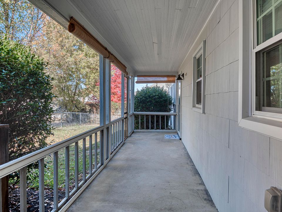 712 Ave, Bristol, TN 37620 Zillow