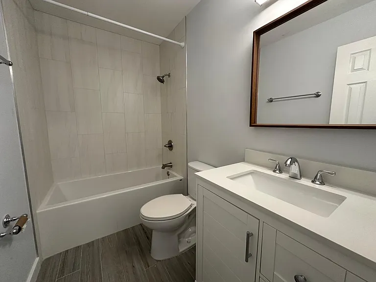 2531 Waters Edge Dr — Photo 33