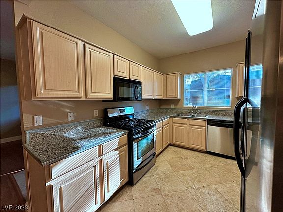 4th image of 5250 S Rainbow Blvd Unit 1003