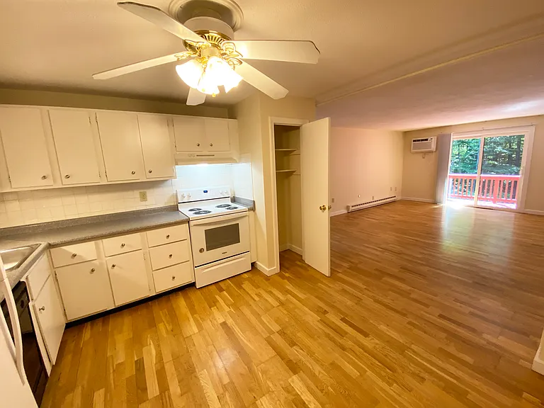 Eastern Trails Apartments and Storage — Photo 27