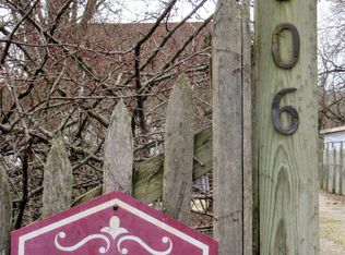 306 W Maple St APT A, Champaign, IL 61820