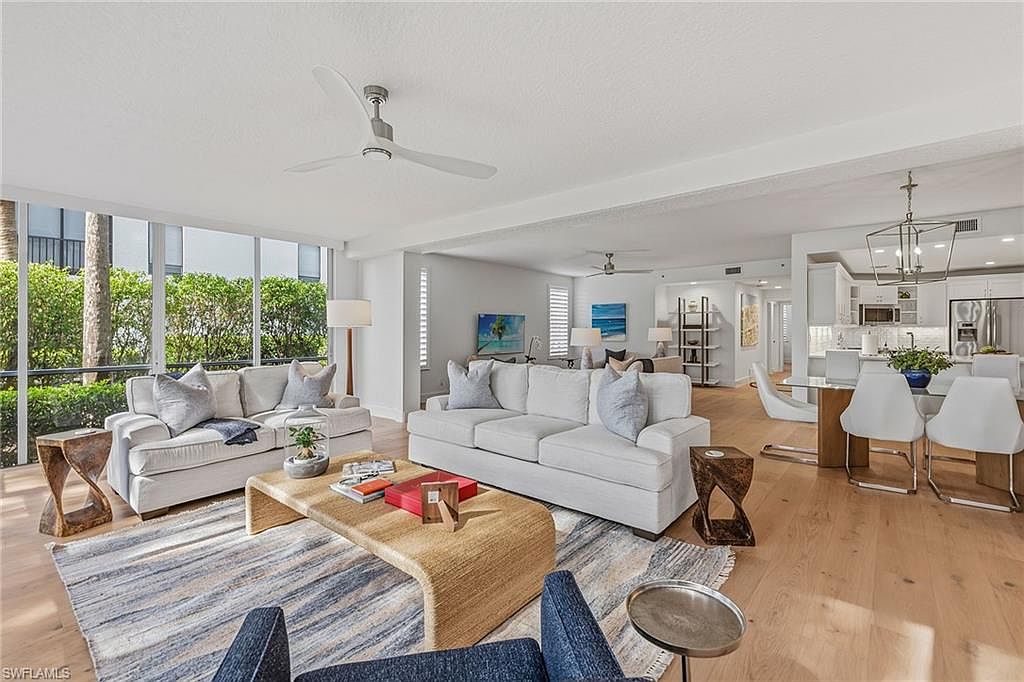 776 Eagle Creek DR #103