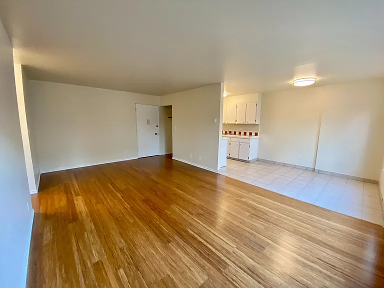 509 Apartments — Photo 4