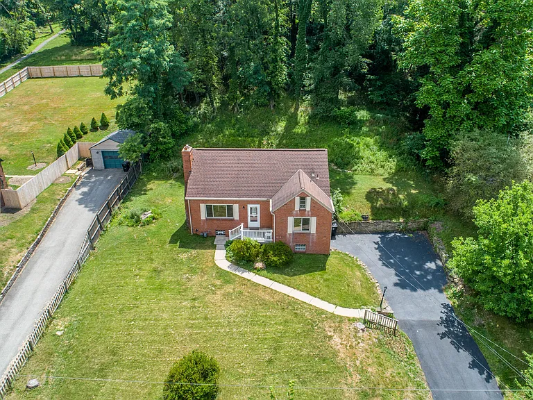 5649 Library Rd — Photo 25