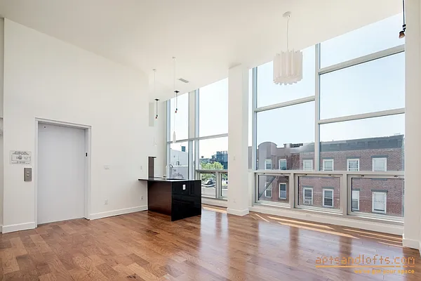 Rented by aptsandlofts.com | media 28