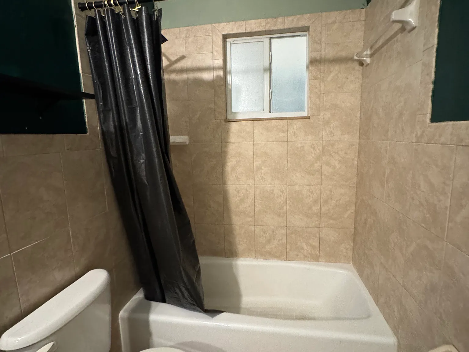 1 bed, $1,300 — Photo 2