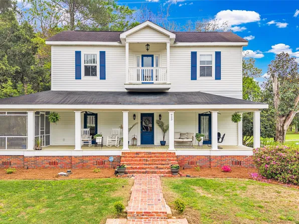 923 W Tuskeena St, Wetumpka, AL 36092