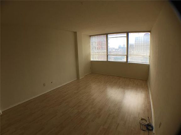 3rd image of 1800 Lavaca St #A-602