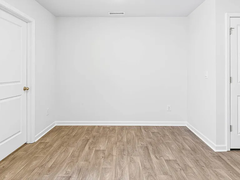 5804 Brambleberry Way — Photo 14
