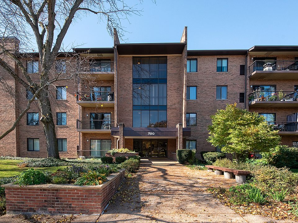 1st image of 7510 Farmingdale Dr APT 105
