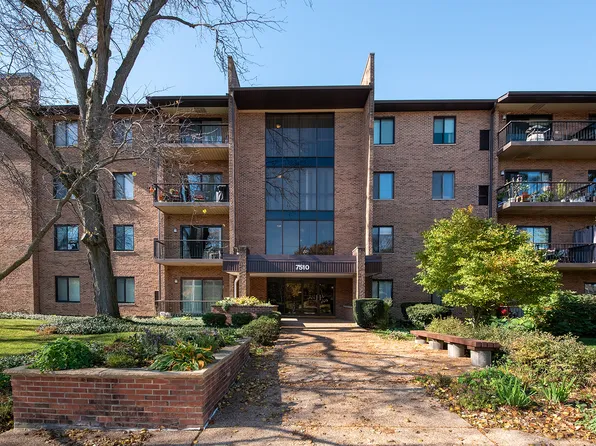7510 Farmingdale Dr APT 105, Darien, IL 60561