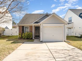 9104 Colony Village Ln, Raleigh, NC 27617