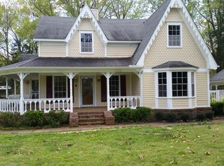 1050 Hewlett Dr, Rossville, TN 38066