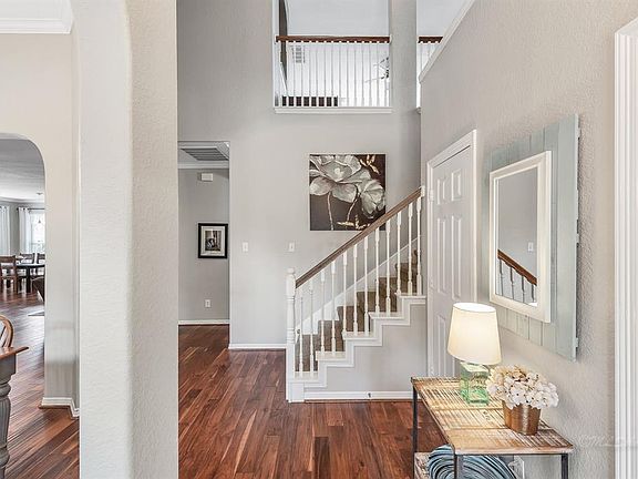 5th image of 23707 Allingham Ln