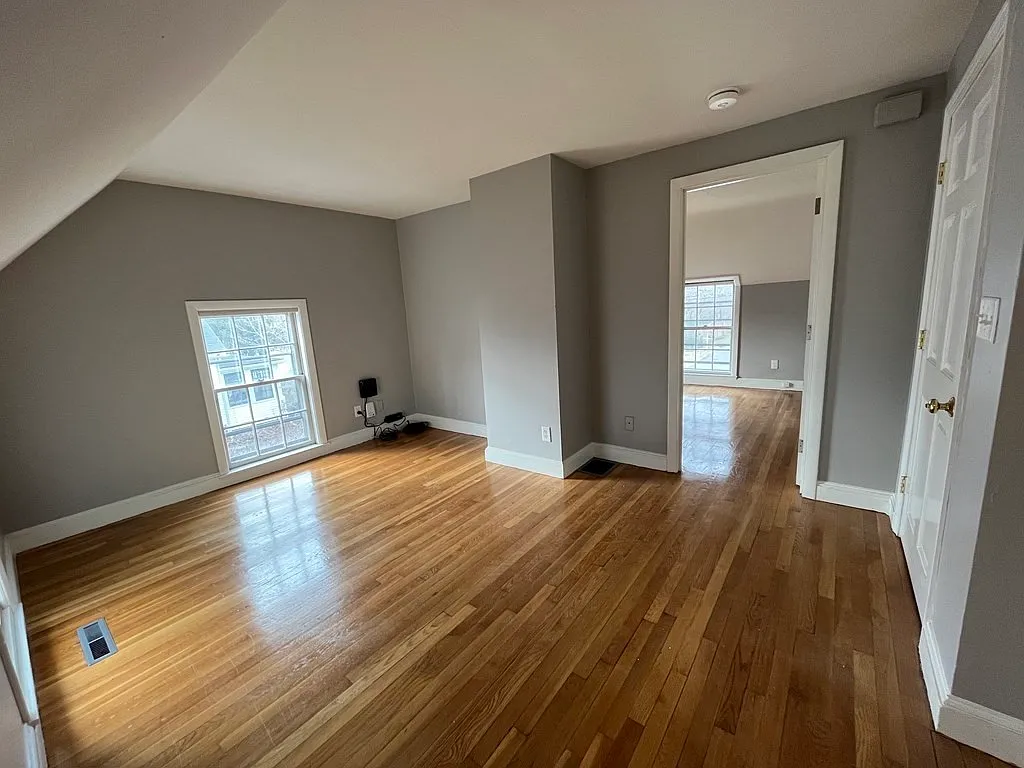 1 bed, 450 sqft, $1,750 — Photo 4